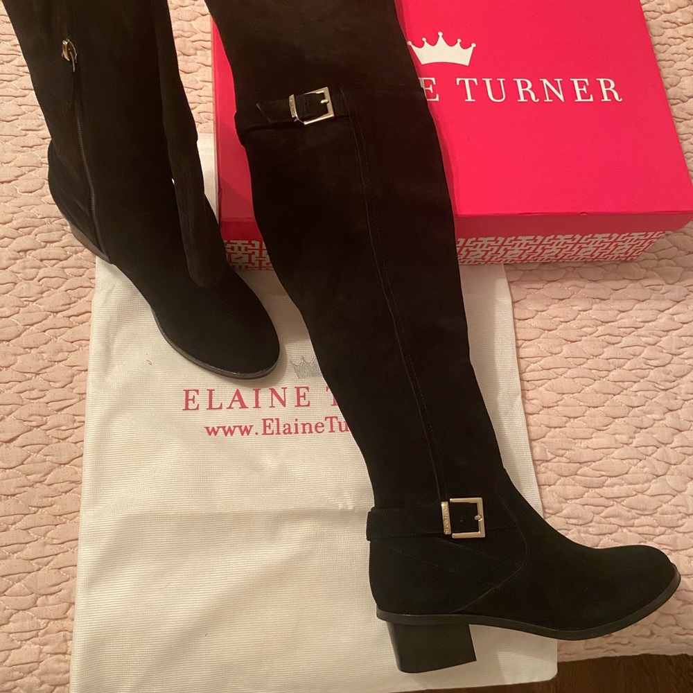 Elaine Turner black suede boots. Size 6. NWT